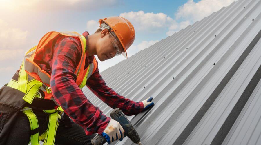 Professional Emergency Roof Repairs services in Racine, WV